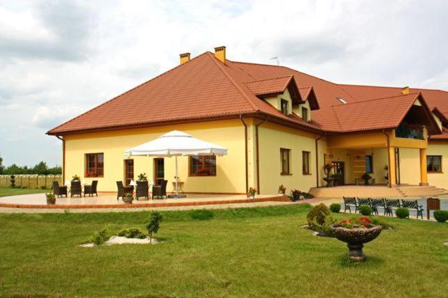 Hotel Wasik Krogulcza Экстерьер фото
