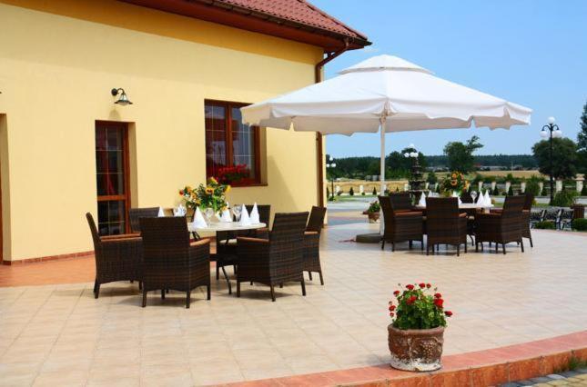 Hotel Wasik Krogulcza Экстерьер фото